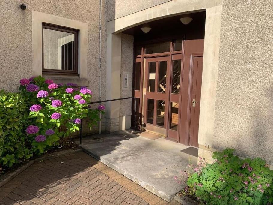 Teith Court Apartment With Private Parking. Stirling Eksteriør billede